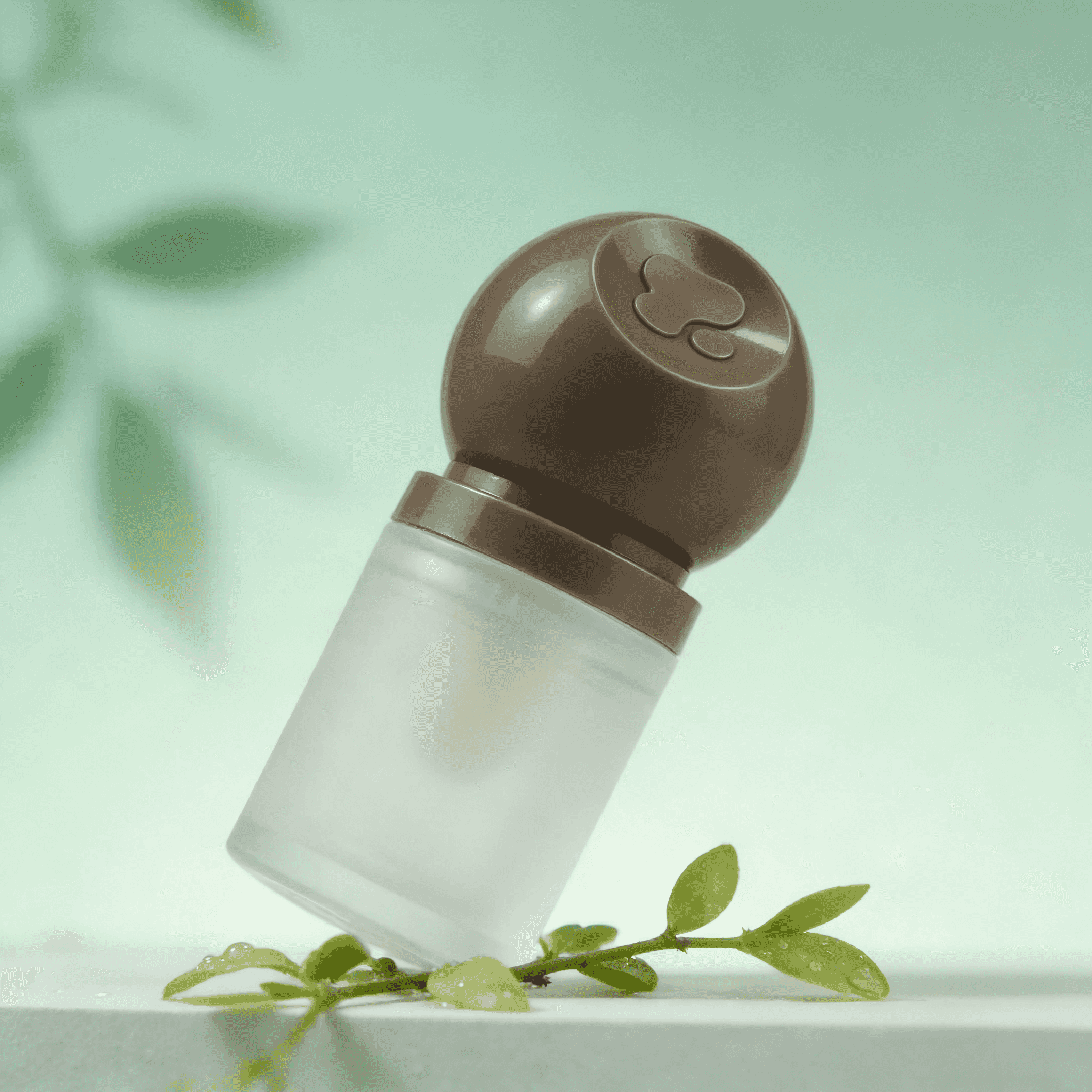 8‑12ML Sphere Cap Cylindrical Applicator Bottle