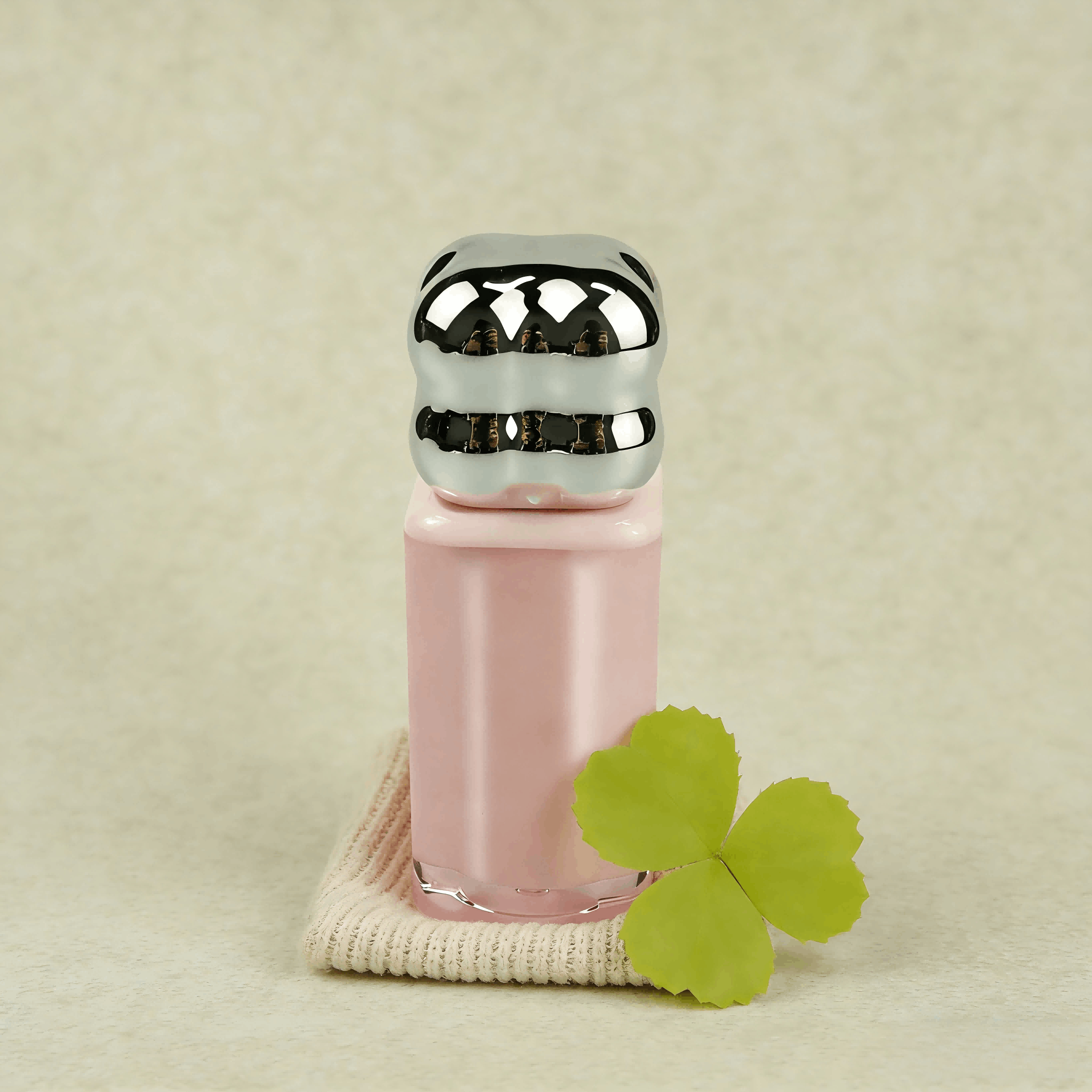 7‑9ml Cloud‑Shape Cap Square Lip Gloss Tube